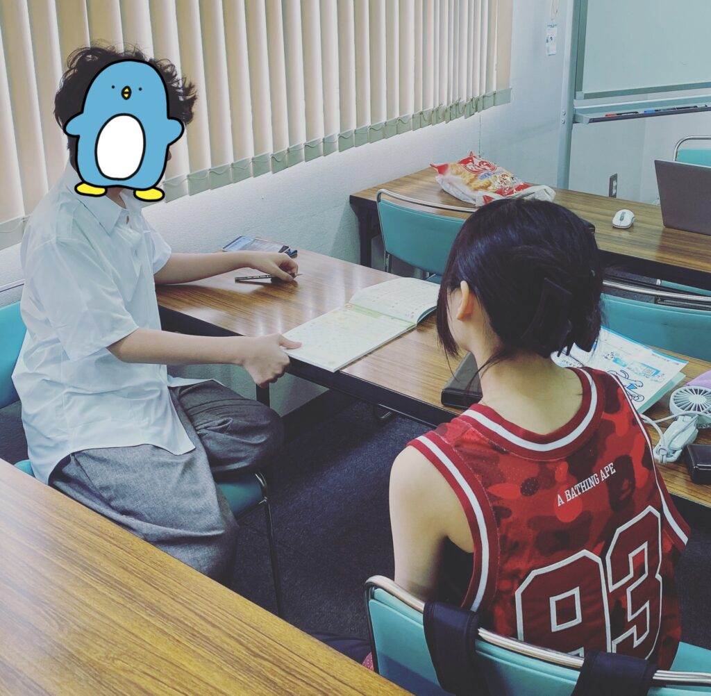 池袋フリースクールの学習指導の様子